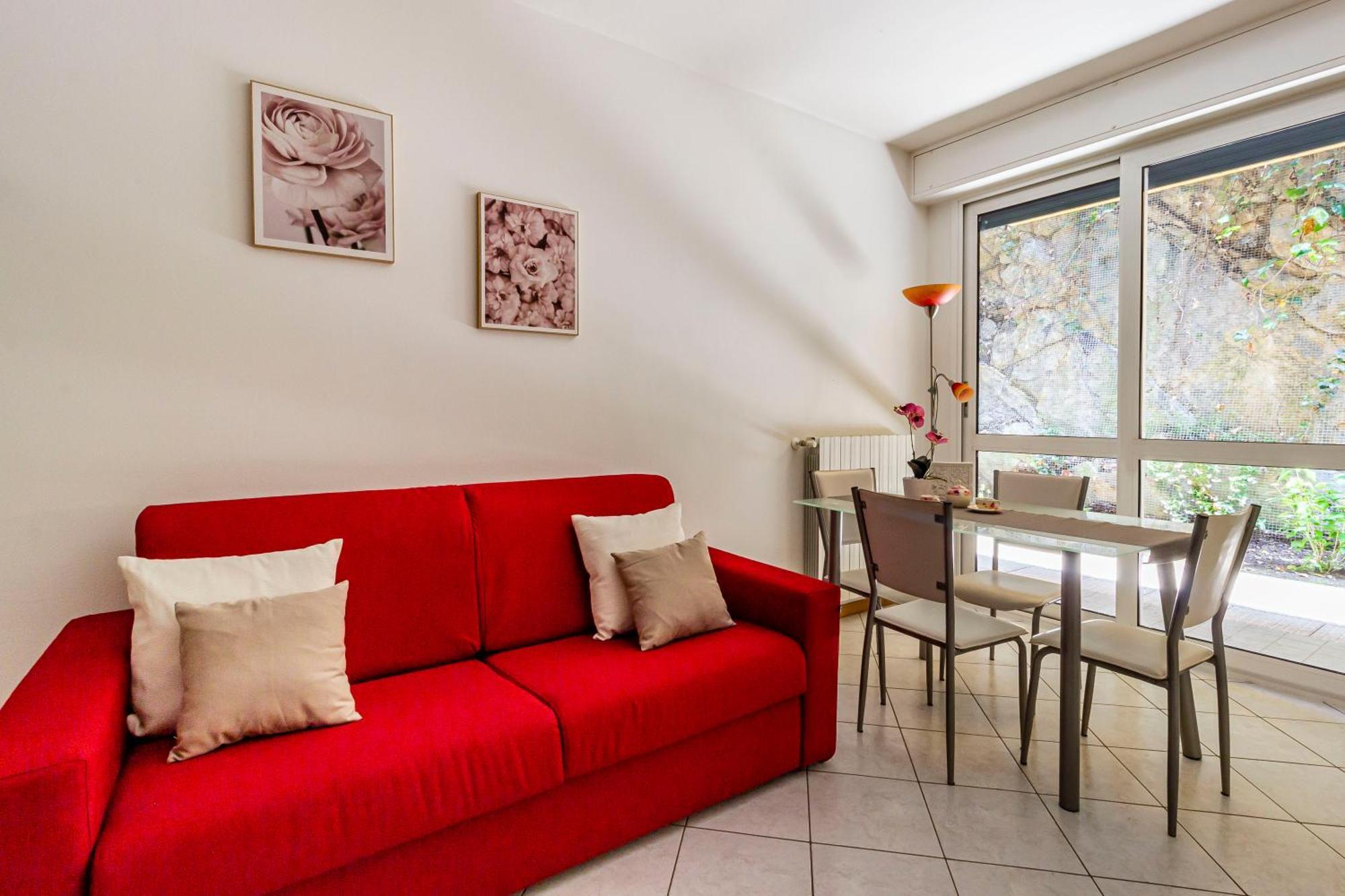 Ferienwohnung Private Garden & Garage - Self Check-In & Remote Access Como Exterior foto