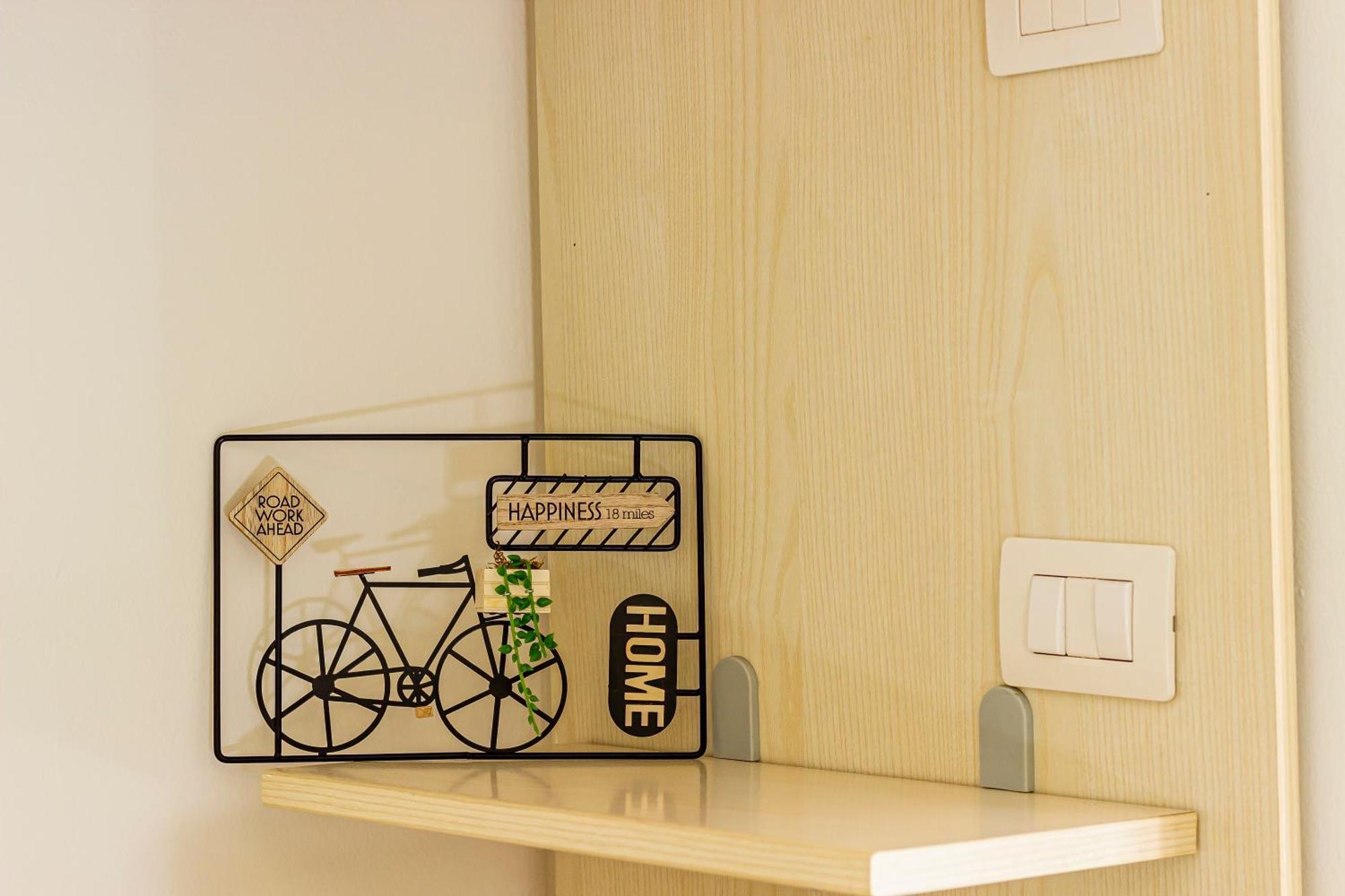 Ferienwohnung Private Garden & Garage - Self Check-In & Remote Access Como Exterior foto