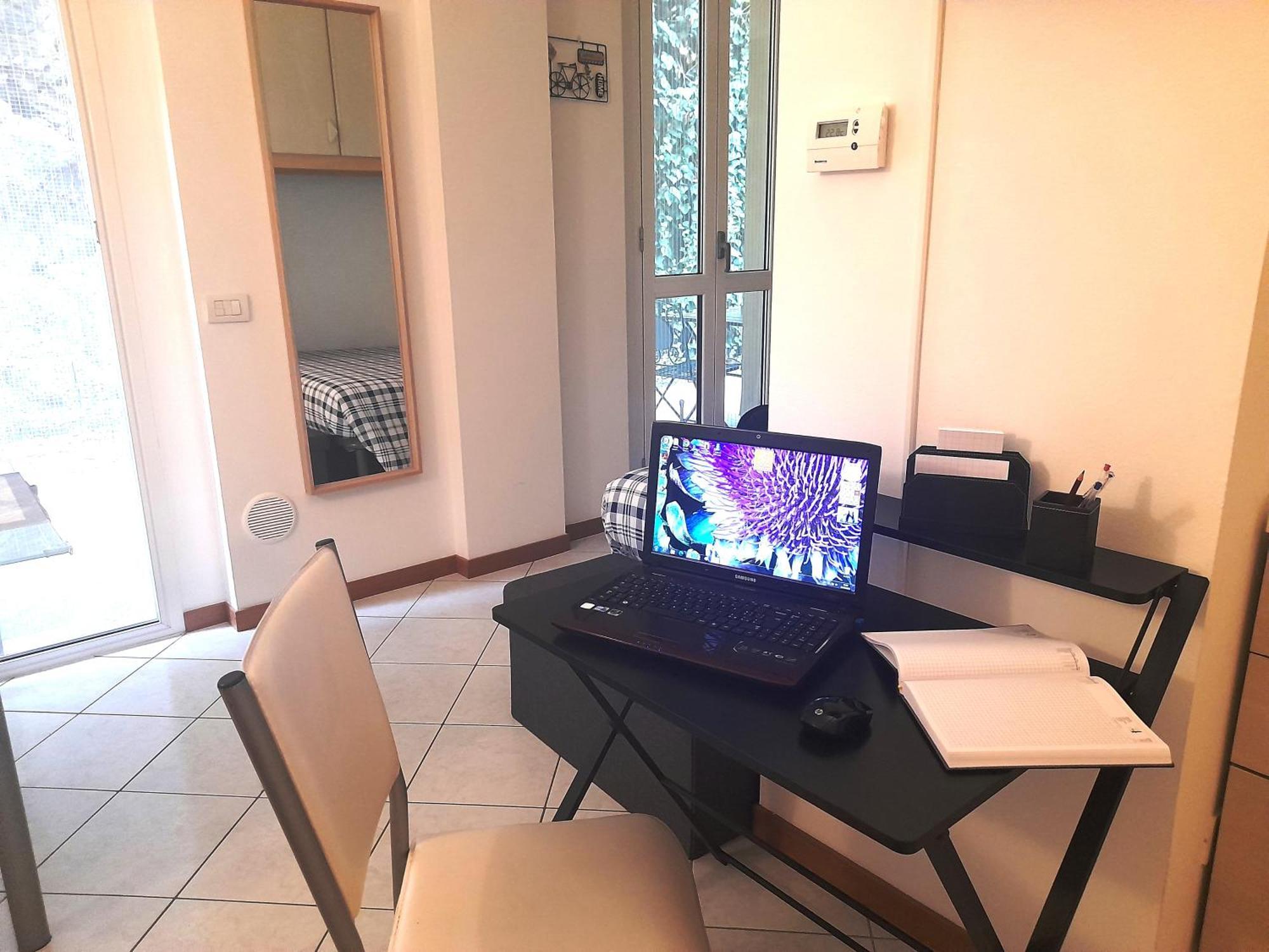 Ferienwohnung Private Garden & Garage - Self Check-In & Remote Access Como Exterior foto